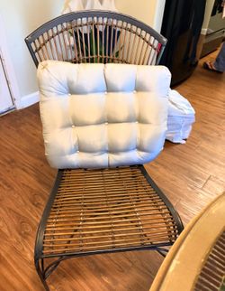 Dinning table and chairs