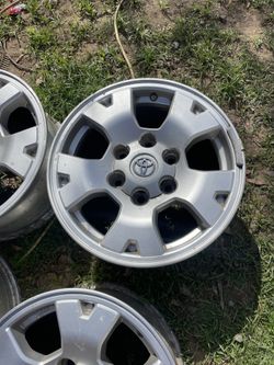 Toyota 6 Lug Tacoma/sequoia