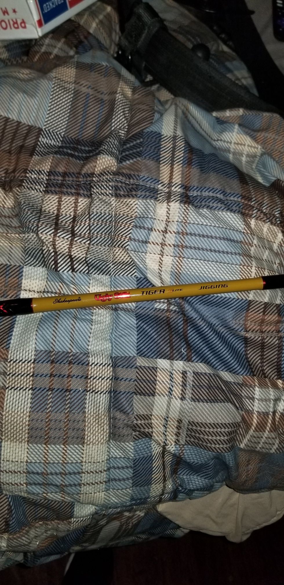 Never used uglystik tiger elite heavy spinning rod