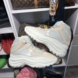 Pre-Owned Adidas Yeezy Desert Boot Salt FV5677 Size 7.5
