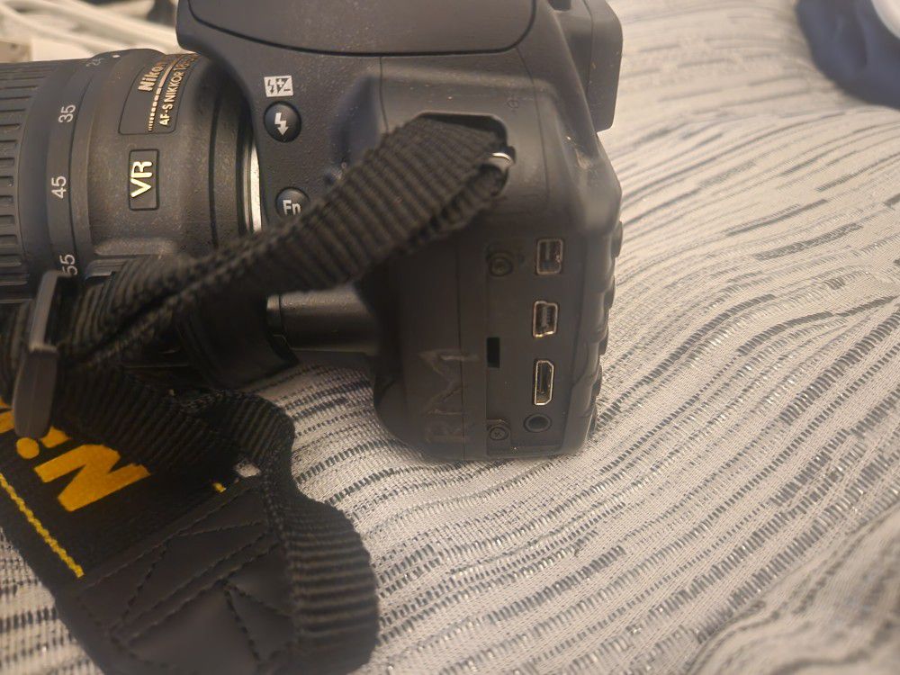 Nikon D3100 Bundle
