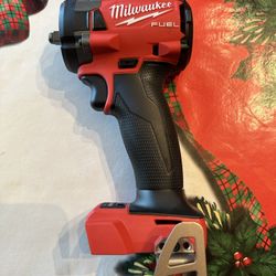 Milwaukee 3/8 Impact Wrench 