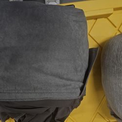2 Couch Covers 