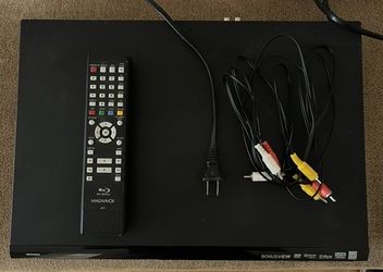 Magnavox Blu-ray/DVD Player w/ Remote & Cables