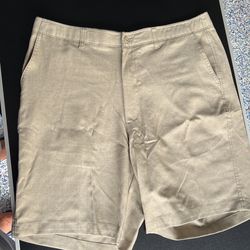 Bollé Tech Golf Shorts Size 36 