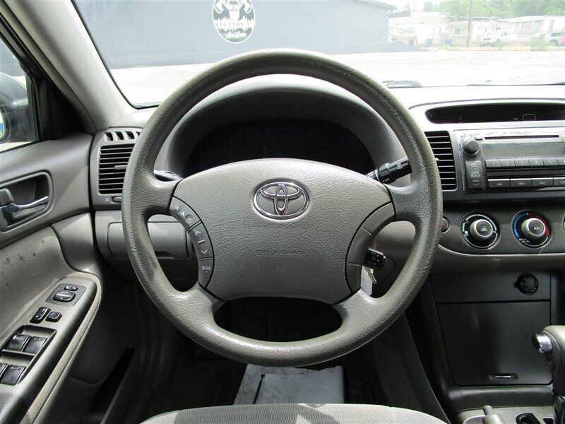 2006 Toyota Camry Standard