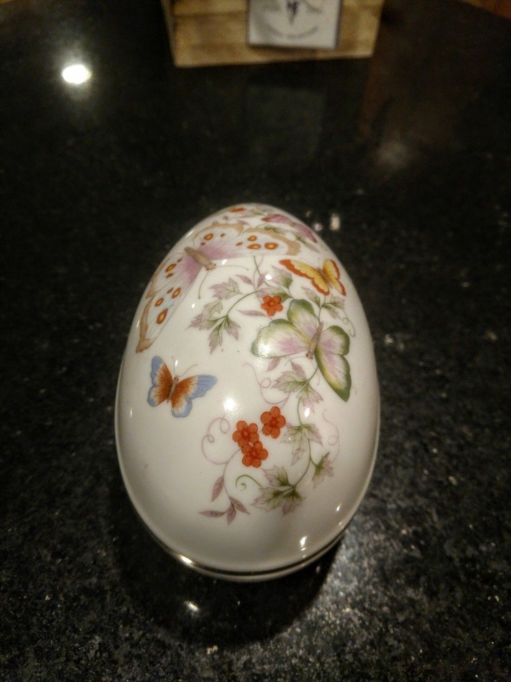 Vintage Avon Porcelain Egg Trinket Box
