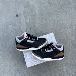 Jordan 3 Desert Elephant Size 10.5 men Gently Worn