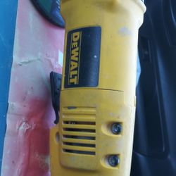 A,DEWALT 41/2" GRINDER
