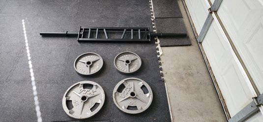 Plate Set and Barbell