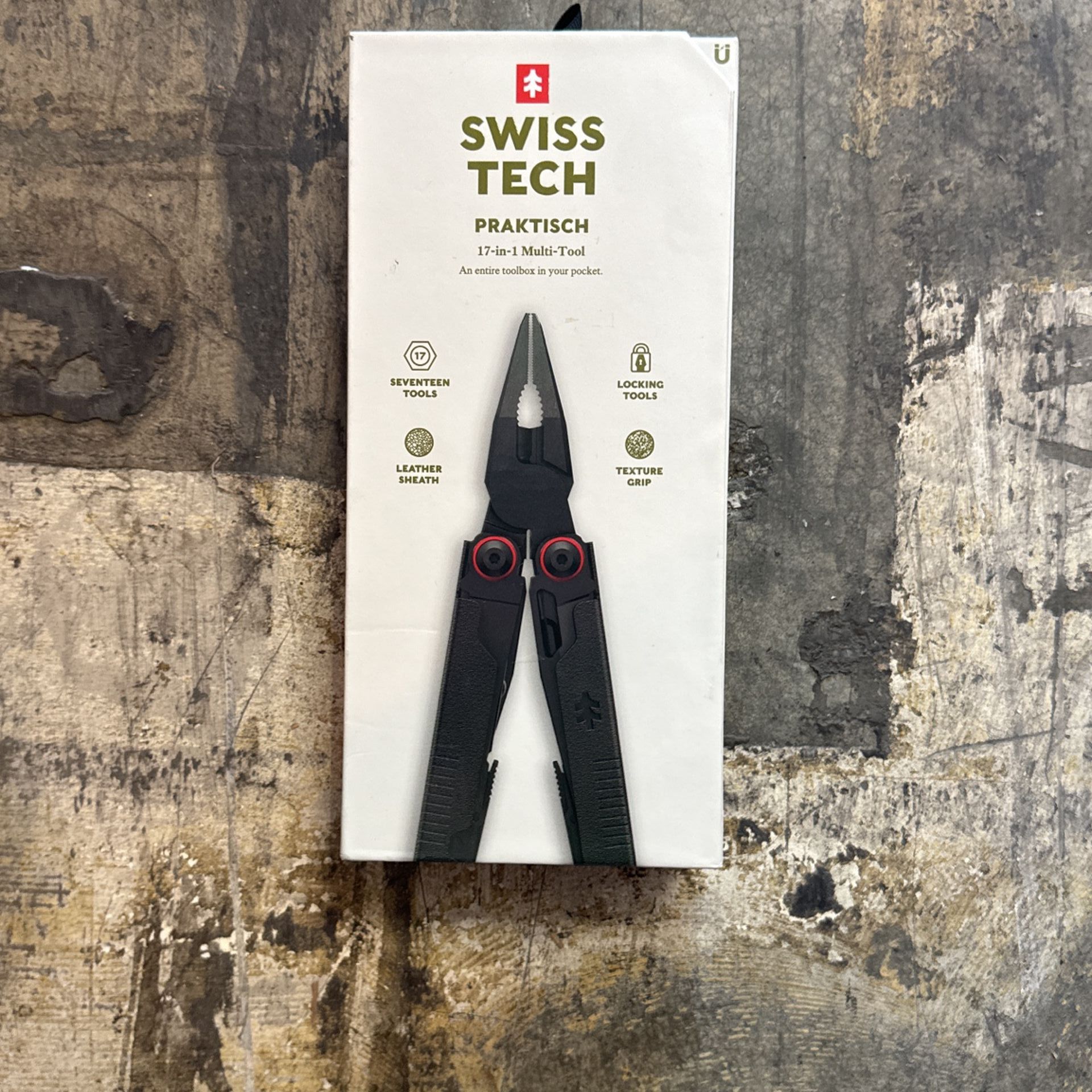 Swiss Tech Praktisch 17-in-1 Multi-tool