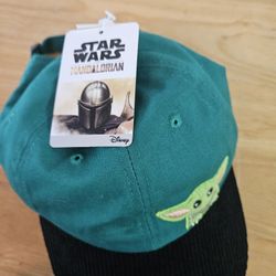 Star Wars mandatory grogu baby Yoda peeking green baseball cap
