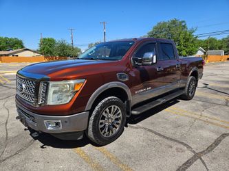 2016 Nissan Titan