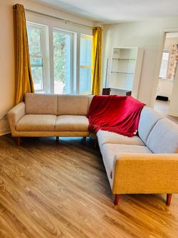 Sectional couch
