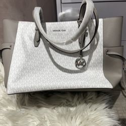 Michael Kors  