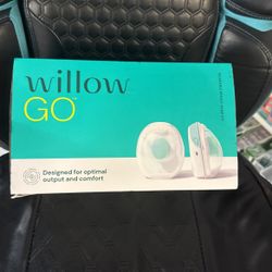 Willow Go Wearable Cord Free Double Electric Breast Pump, Clear