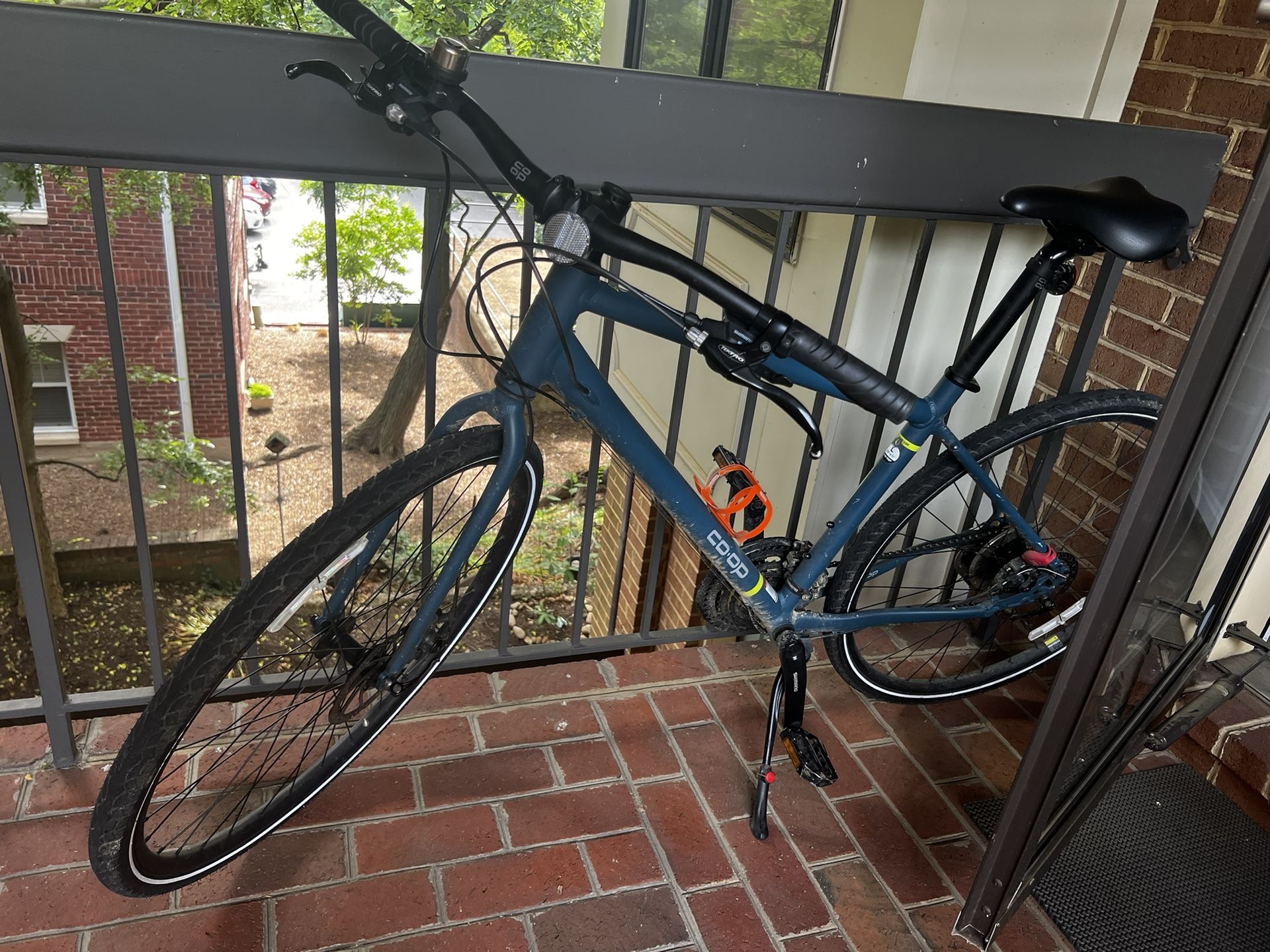 REI City 1.1 Bicycle — Excellent Condition