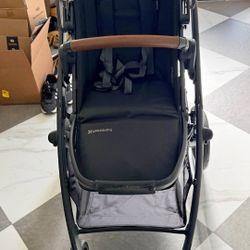 UPPAbaby Vista V2 Stroller – Excellent Condition