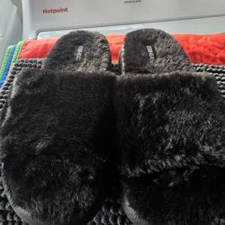 Pantuflas Color Negro ⚫️ Talla L 
