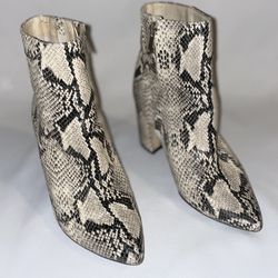 Sam Edelman Pointed Toe Ankle Boots Size 7