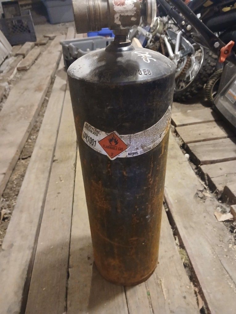 Acetylene Tank
