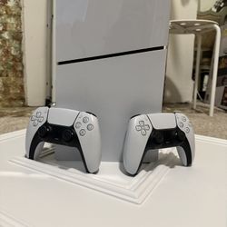 Excellent Condition PS5 Slim