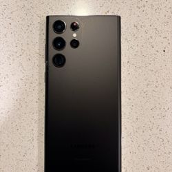 Samsung Galaxy S22 Ultra 512GB Unlocked For Any Company ✅Cracked / Price Firm