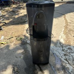 Water Dispenser