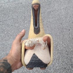 


Rare Vintage David Kalderon Israel Signed Studio Art Pottery Clay Sculpture Figurine, Woman with Kettle, Highly Collectible.