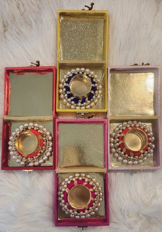 Beautiful sweet boxes With Tea Light Holder 