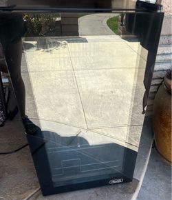 NewAir Anniversary Series Mini beverage fridge