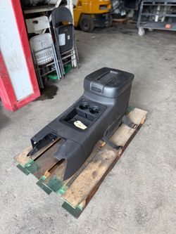 2007-2014 Chevy Tahoe Floor Center Console OEM