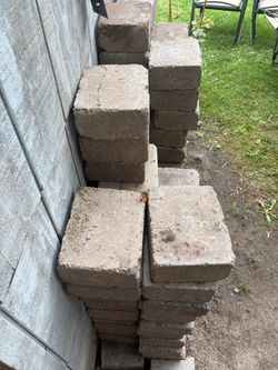 Concrete Patio Pavers – Large Lot