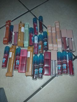 33 pieces of make up for $75