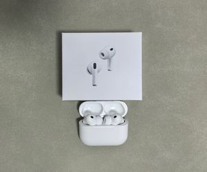airpods gen 4 brand new not opened
