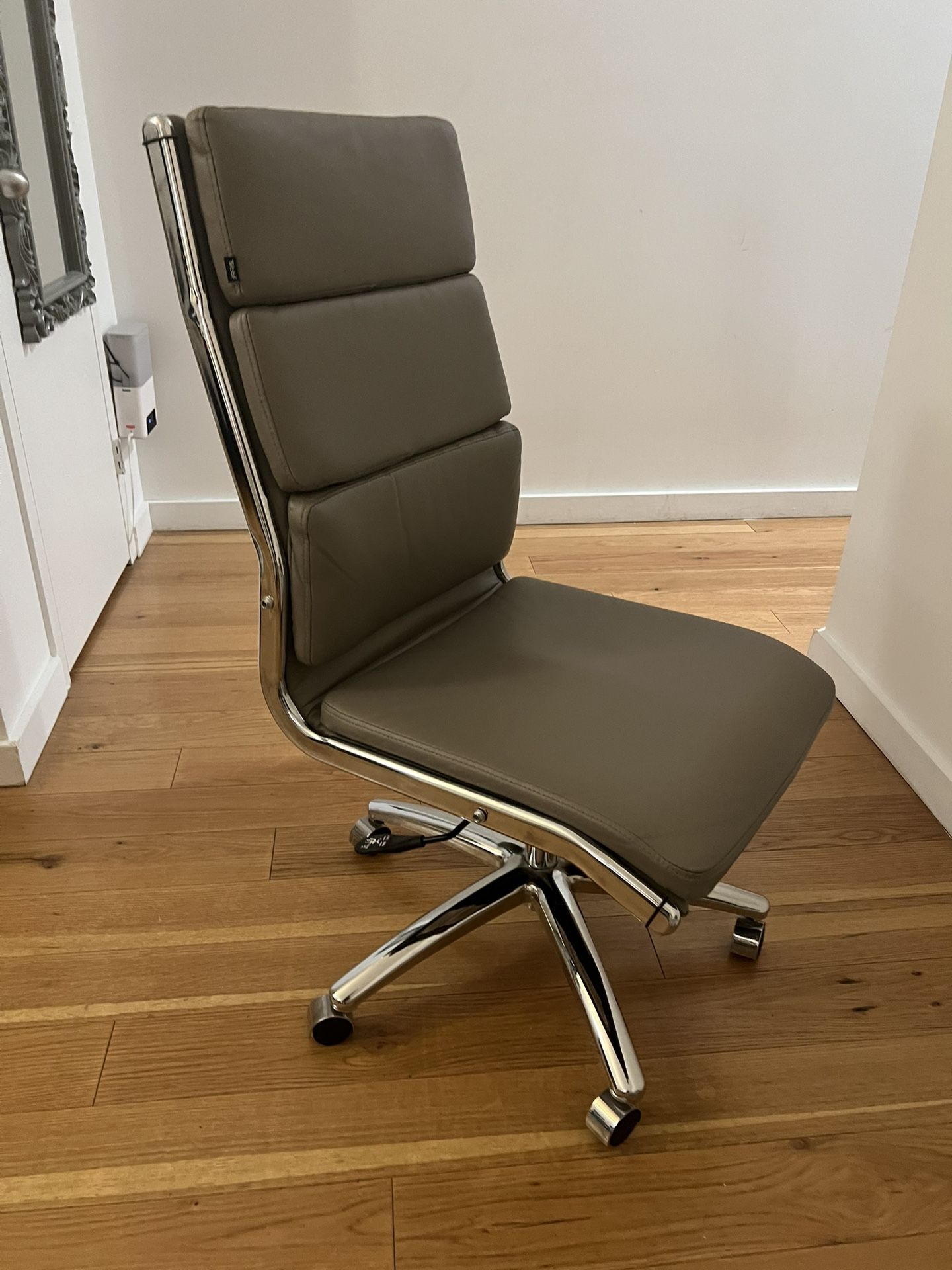 Executive Office Chair