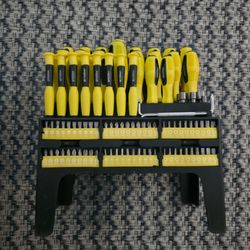 100 piece Insulated Magnetic Screwdriver Set with Stand