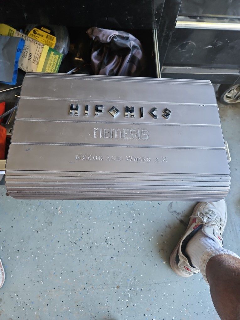 Car Amplifier