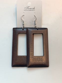 Wood earrings