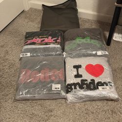 *MAKE A OFFER * hoodies 