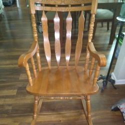 Rocking Chair 