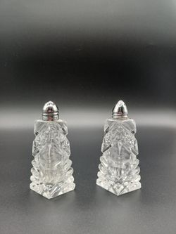 Vintage Etched Crystal Salt & Pepper Shaker Set of 2