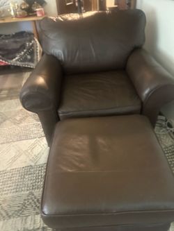 Pull out leather couch and chair