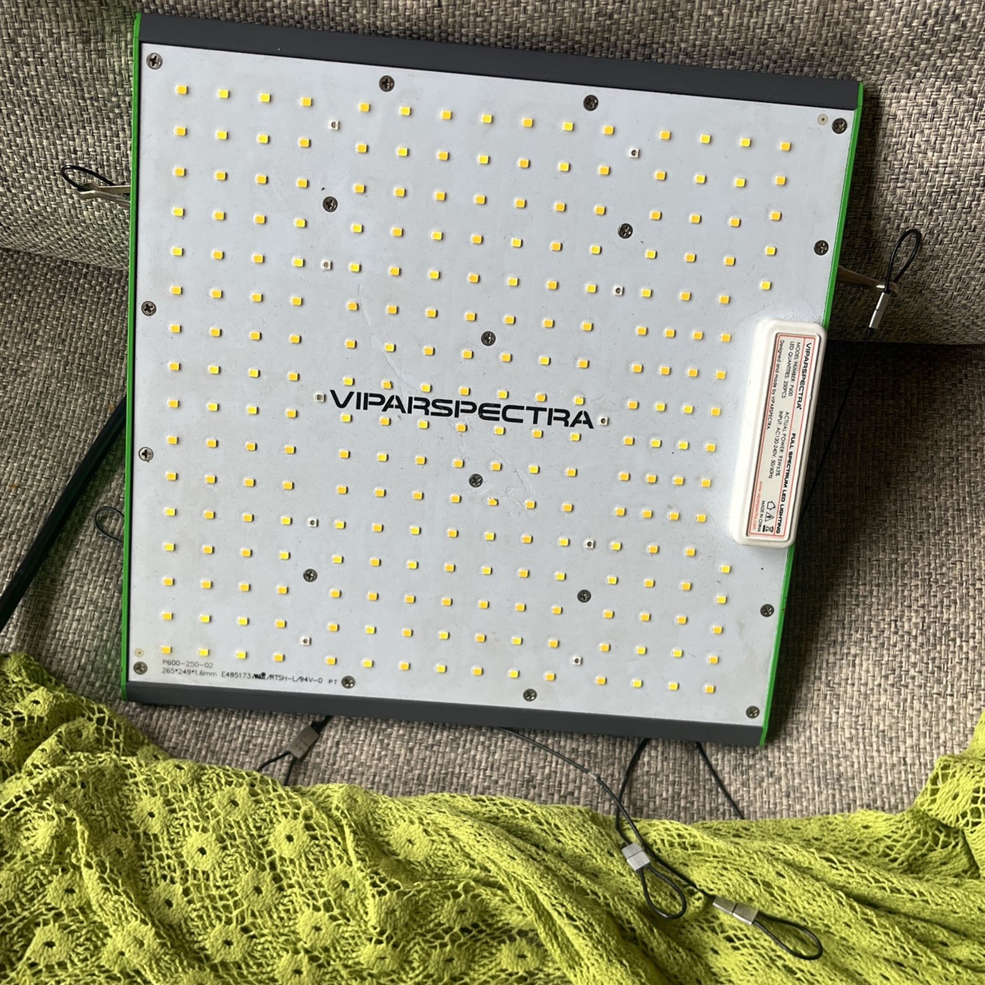 ViparSpectra Adjustable Grow Light 95W 250 LED