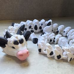 3D Printed Articulated Cow Dragon