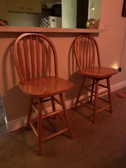 Wooden Swivel Bar Stools