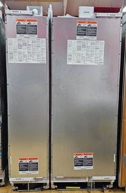 Sub-Zero 48" IC30RRH 30" Refrigerator and IC18FILH 18" Freezer Columns
