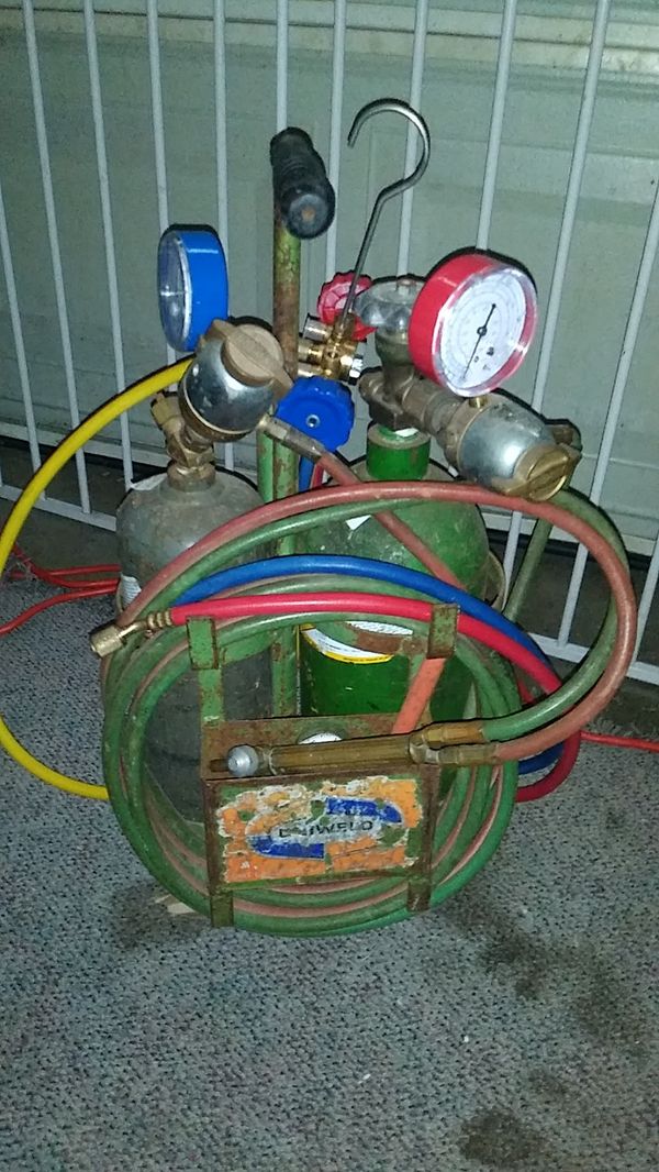 Oxygen and acetylene torch tanks for Sale in Oceanside, CA - OfferUp