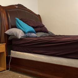 Bed Frame/Matteess