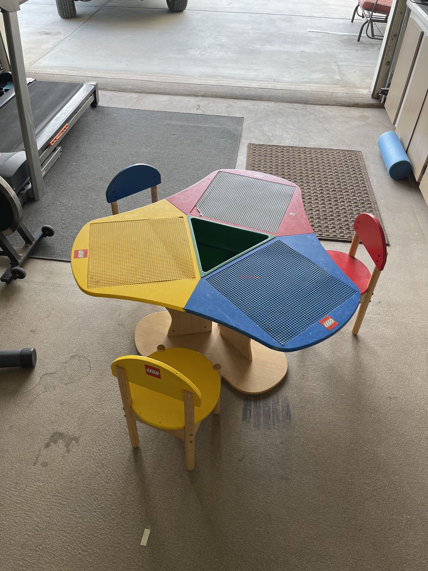 Lego table And Chairs